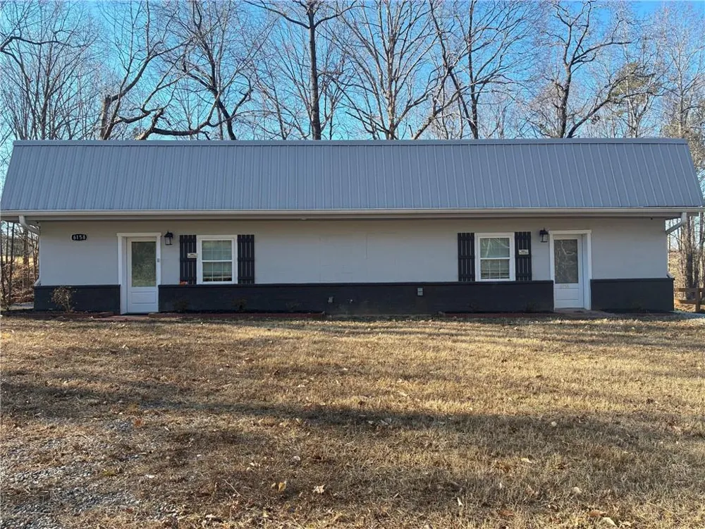 6158 Suwanee Dam Road