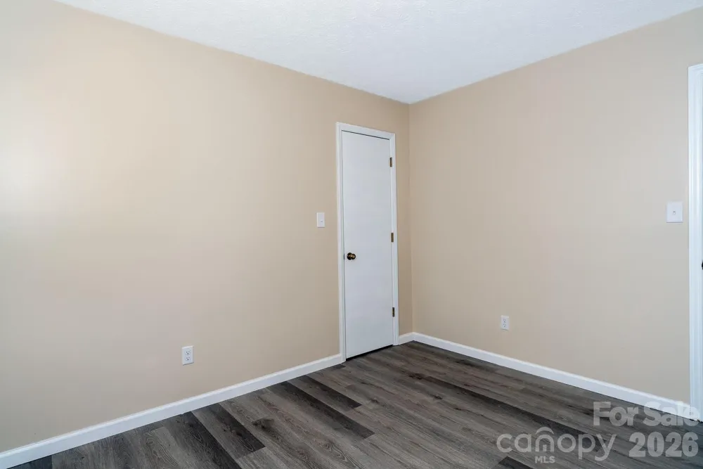 7215 Hwy 421 Highway Vilas, NC 28692