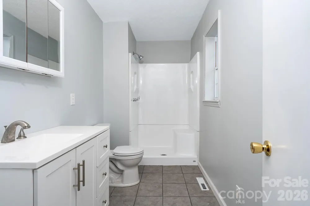 7215 Hwy 421 Highway Vilas, NC 28692