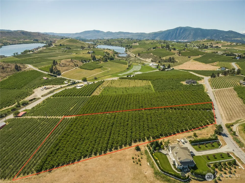 950 Loop Avenue Manson, WA 98831