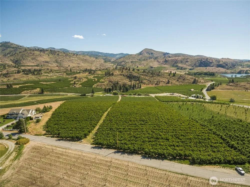950 Loop Avenue Manson, WA 98831