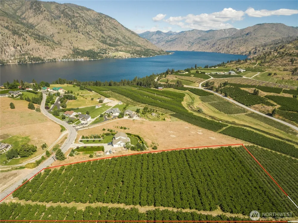 950 Loop Avenue Manson, WA 98831