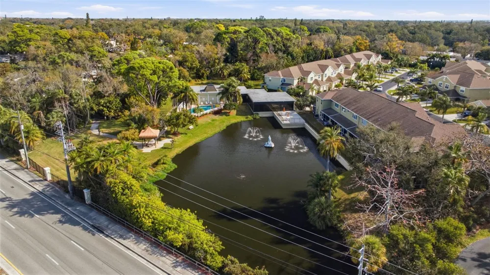 11125 KAPOK GRAND CIRCLE Madeira Beach, FL 33708