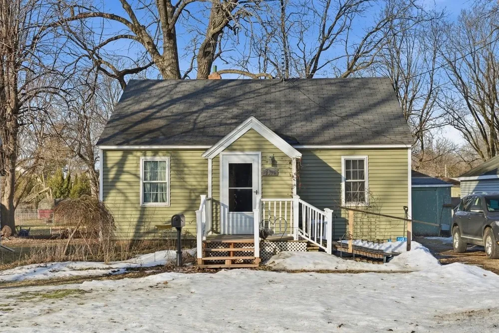 1316 Margaretha Avenue