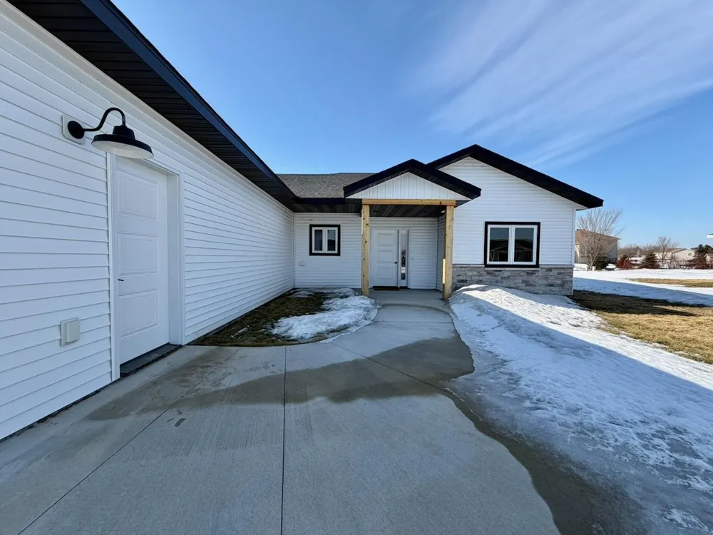 105 16th Street Breckenridge, MN 56520