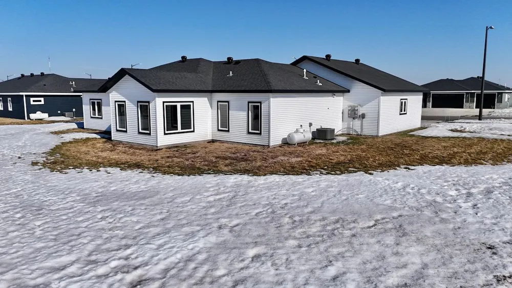 105 16th Street Breckenridge, MN 56520