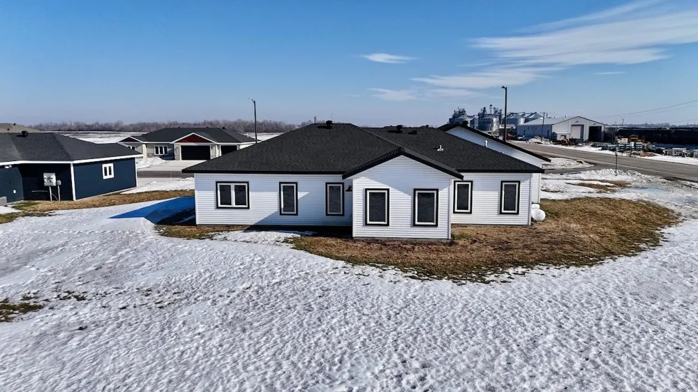 105 16th Street Breckenridge, MN 56520
