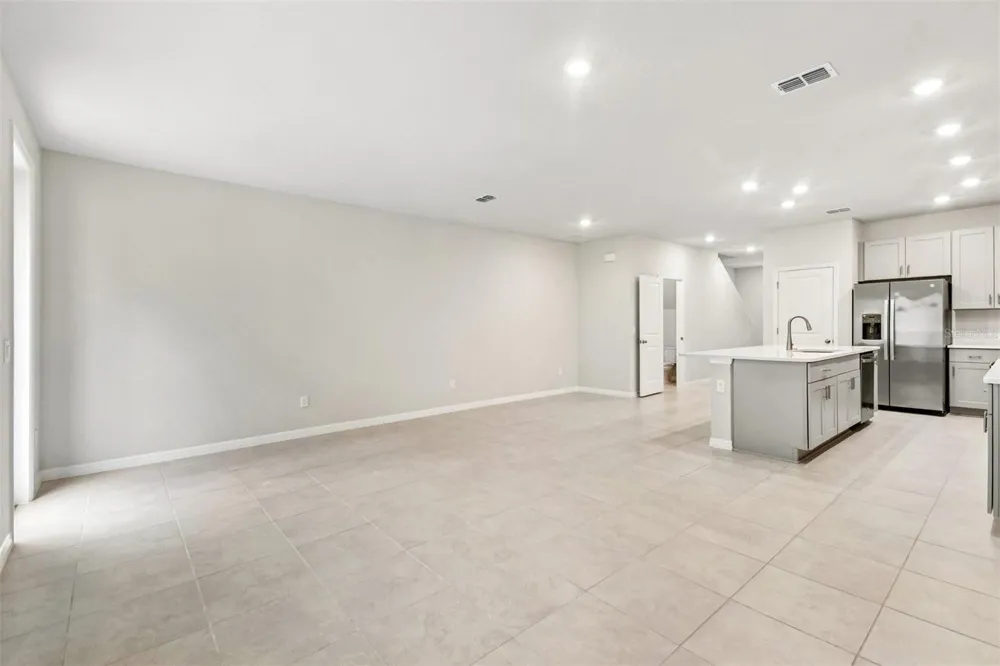 1121 WILD CREST LANE Daytona Beach, FL 32117