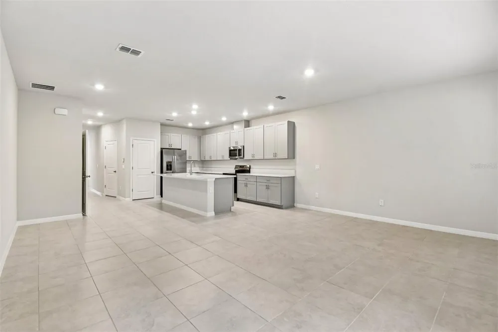 1121 WILD CREST LANE Daytona Beach, FL 32117