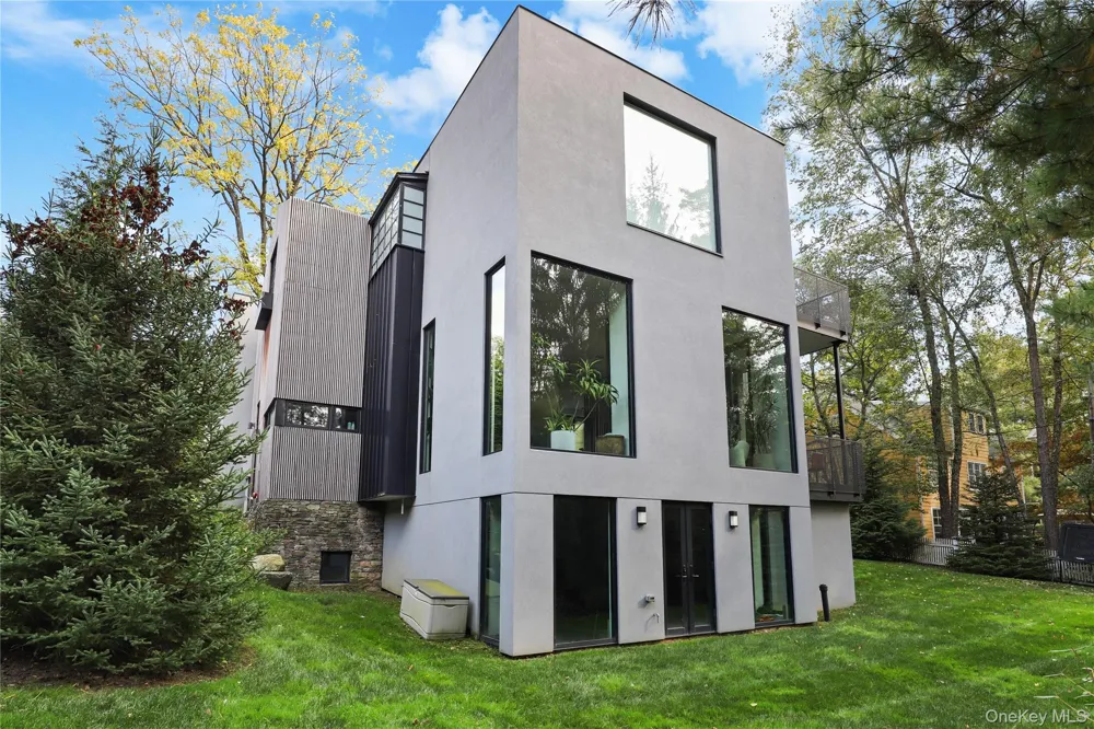 95 Broadway Irvington, NY 10533
