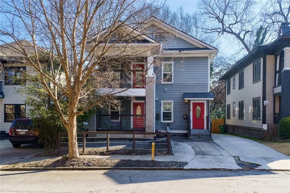 287 Mackenzie Drive NE