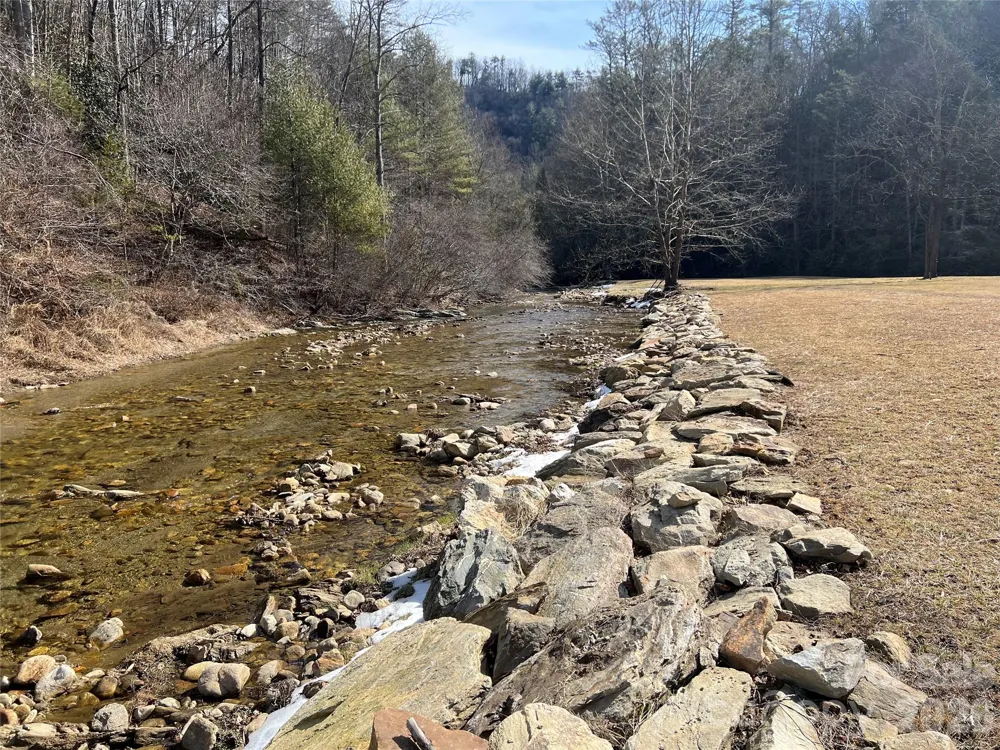 521 Timber Rock Drive #521 Lenoir, NC 28604