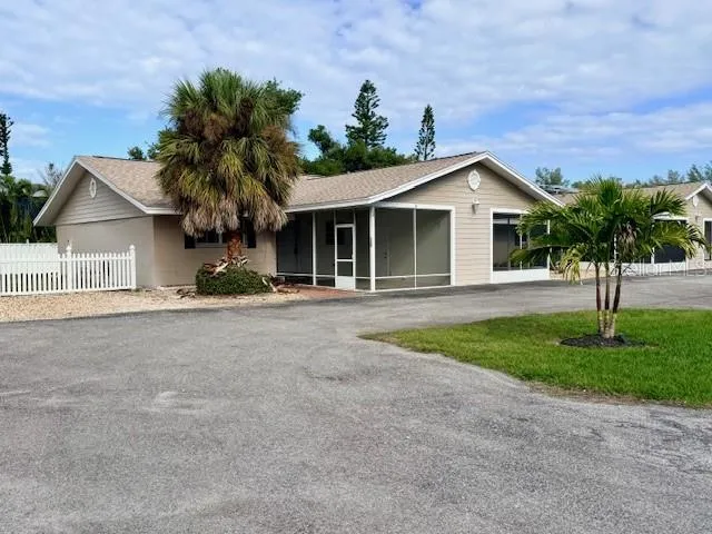 420 FIREHOUSE COURT #10 Longboat Key, FL 34228