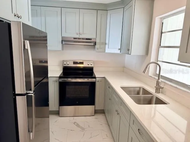 420 FIREHOUSE COURT #10 Longboat Key, FL 34228