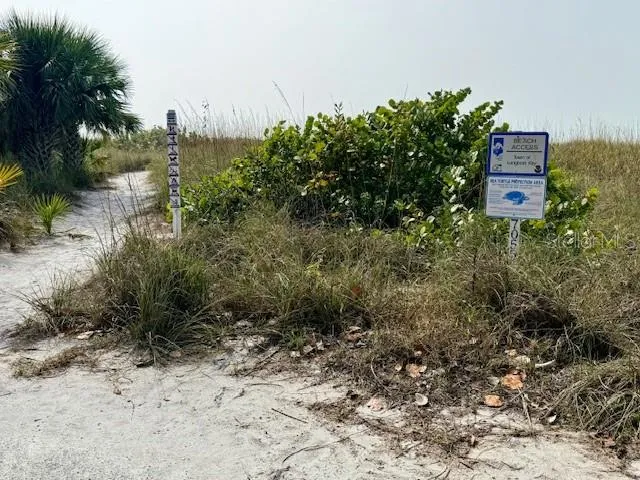420 FIREHOUSE COURT #10 Longboat Key, FL 34228