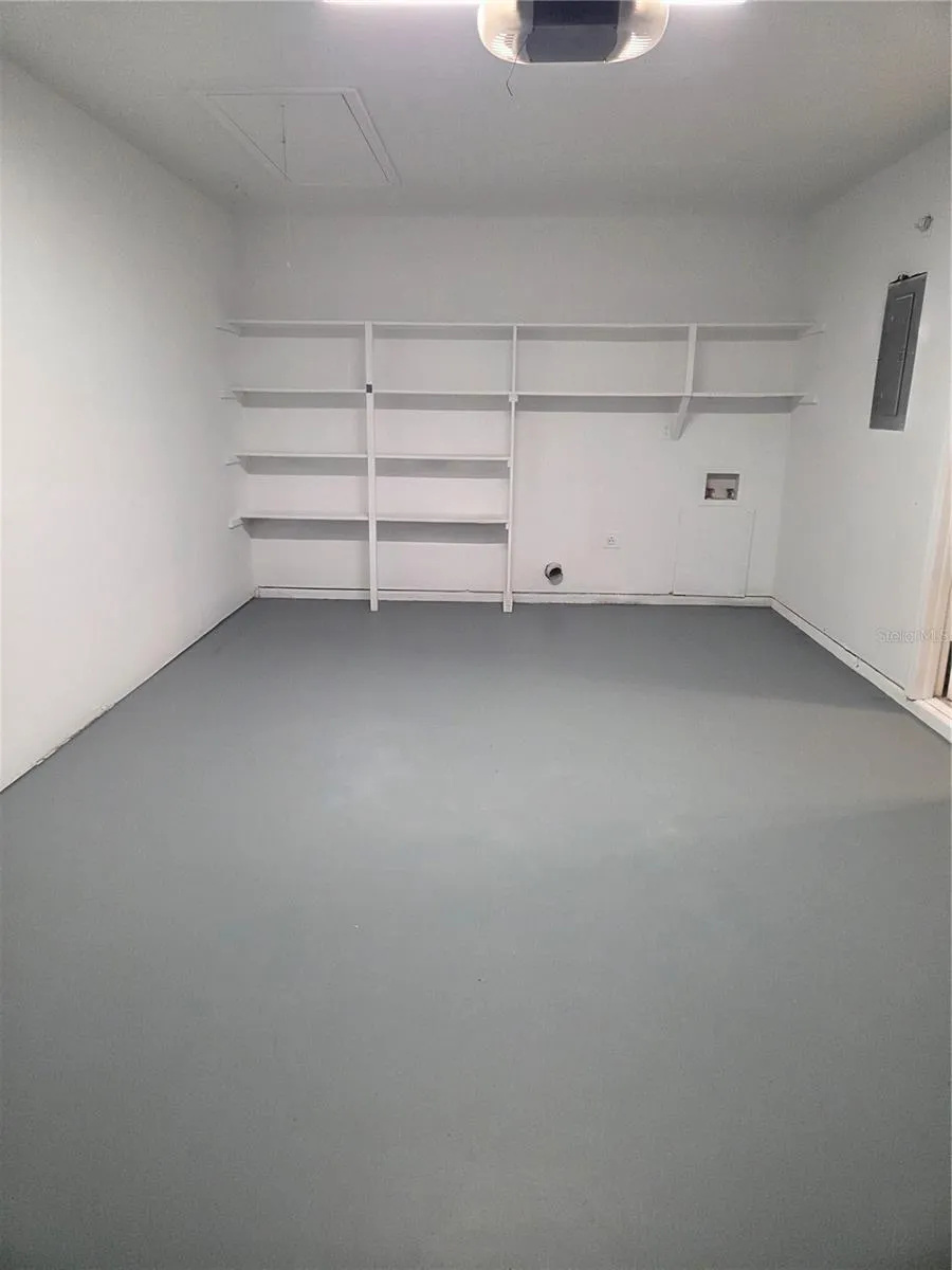 743 E ALFRED STREET Tavares, FL 32778