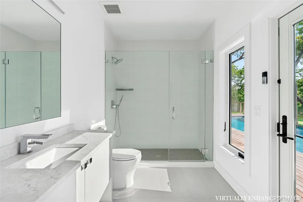 8 Hilo Drive Shelter Island, NY 11964
