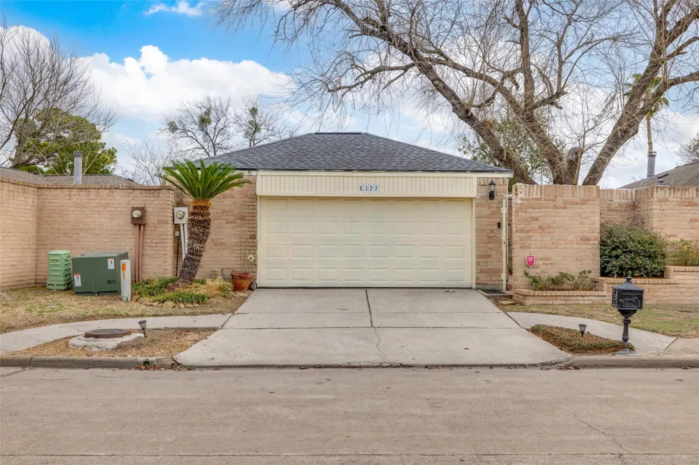 8322 Windy Oaks Drive