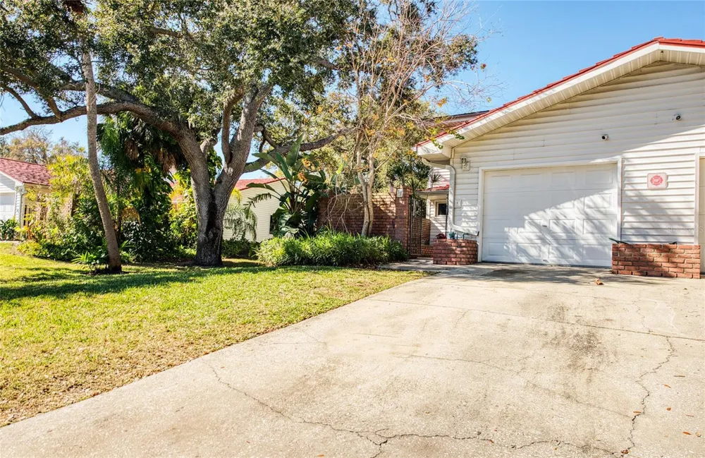 1423 WATER VIEW DRIVE W Largo, FL 33771