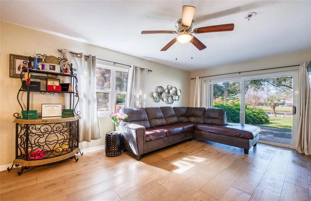 1423 WATER VIEW DRIVE W Largo, FL 33771