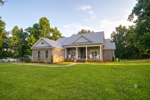 1425 Bartlett Hollow Rd