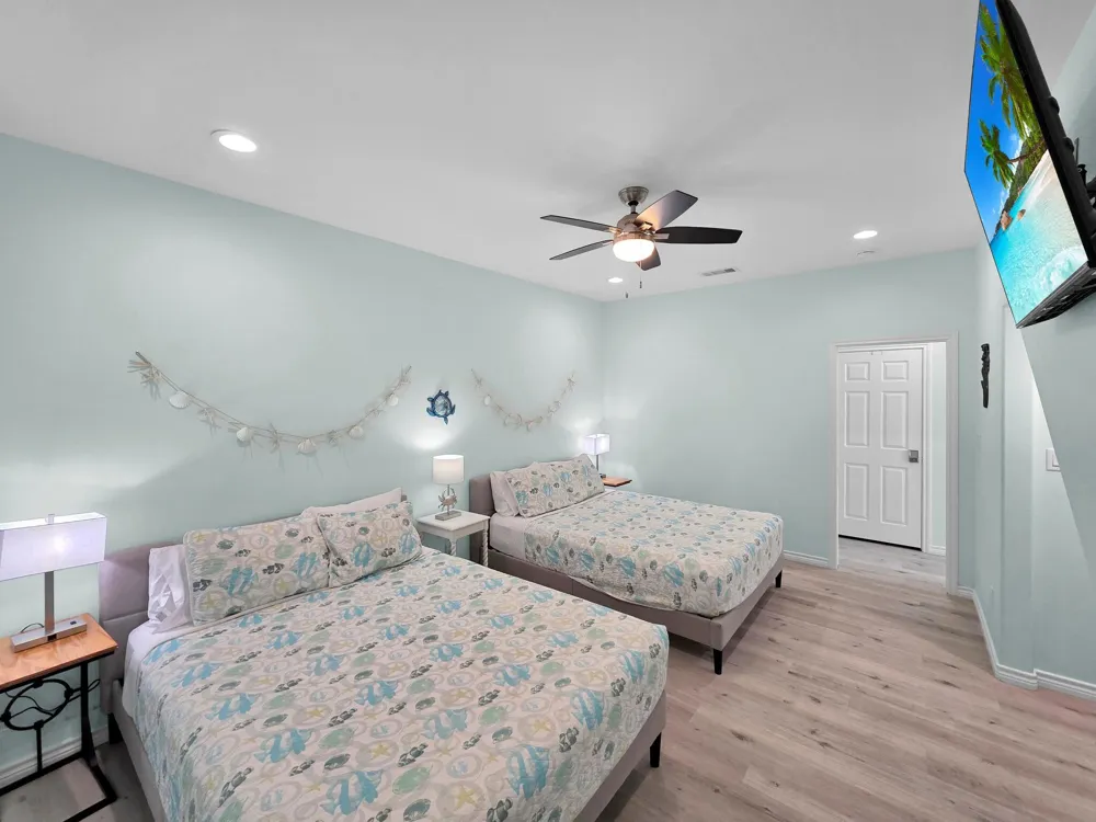 1120 Alex Drive Gilchrist, TX 77617