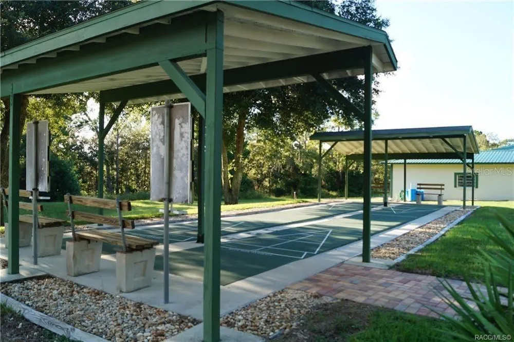 4976 W YEARLING DRIVE Beverly Hills, FL 34465