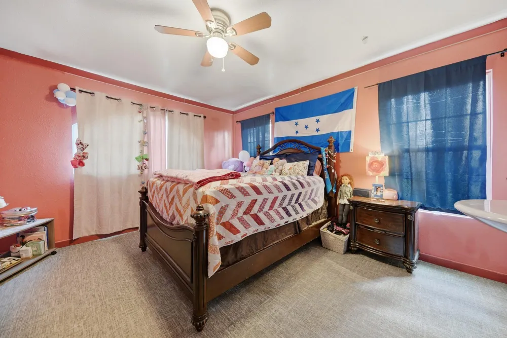 9524 Ferry Road Bellville, TX 77418