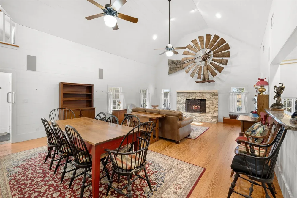 2998 E State Highway 237 Round Top, TX 78954