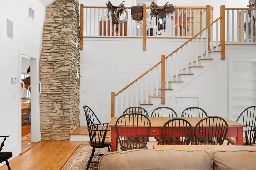 2998 E State Highway 237 Round Top, TX 78954