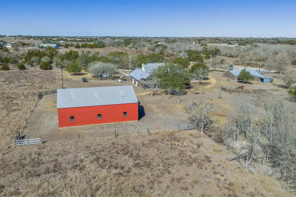 2998 E State Highway 237 Round Top, TX 78954