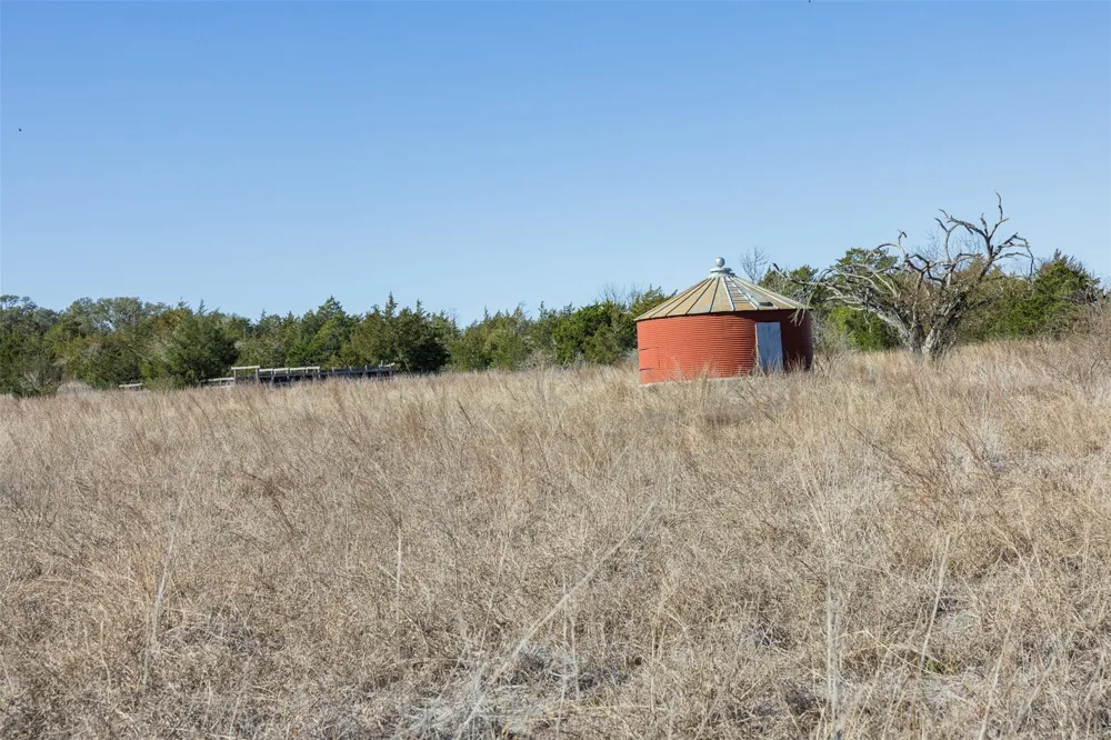 2998 E State Highway 237 Round Top, TX 78954