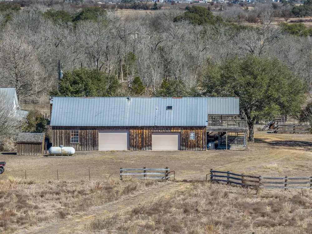 2998 E State Highway 237 Round Top, TX 78954