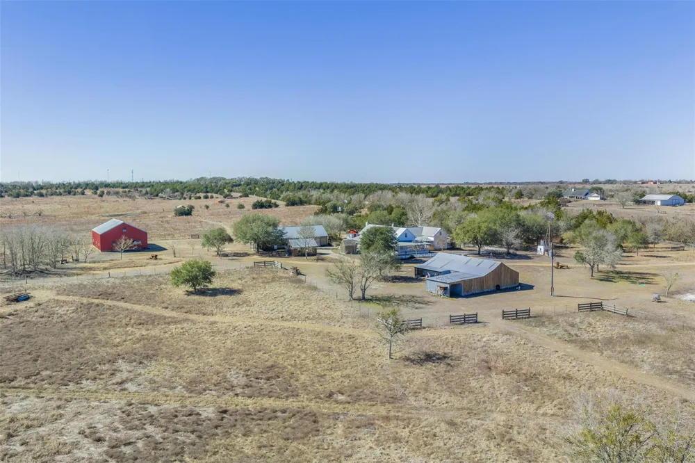 2998 E State Highway 237 Round Top, TX 78954