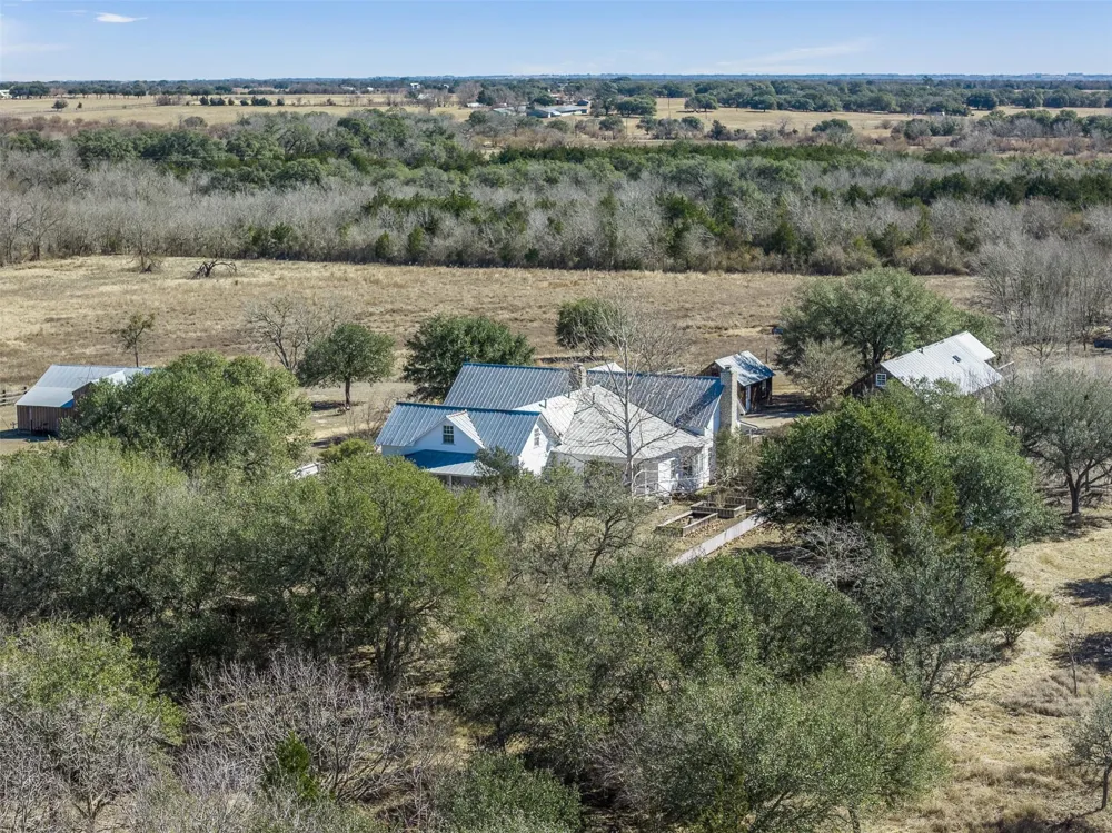 2998 E State Highway 237 Round Top, TX 78954