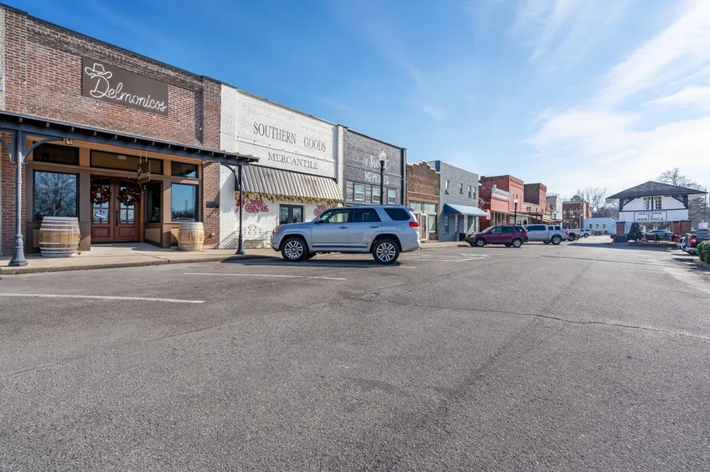 307 Vine St S Wartrace, TN 37183