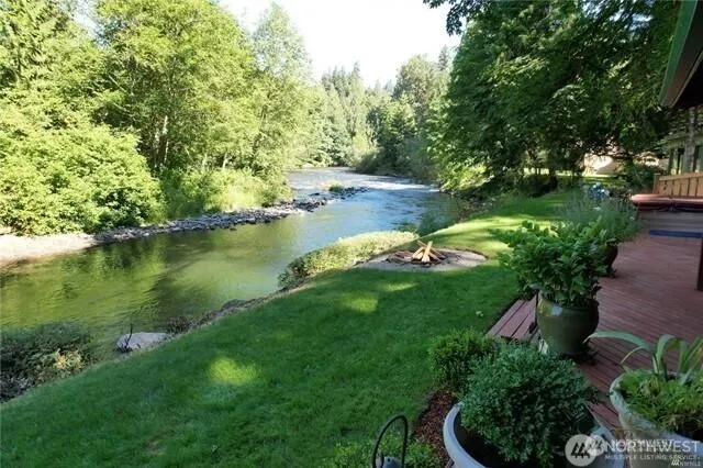 24527 250th Avenue SE Maple Valley, WA 98038