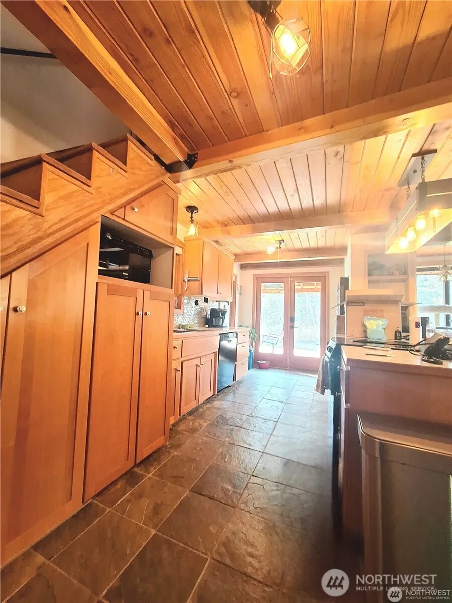 24527 250th Avenue SE Maple Valley, WA 98038
