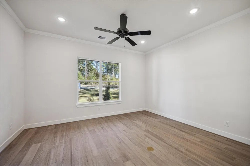 9332 Cedar Bend Plantersville, TX 77363