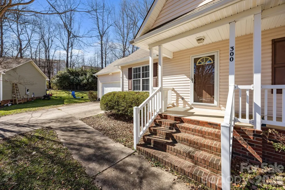 300 Chinaberry Drive China Grove, NC 28023