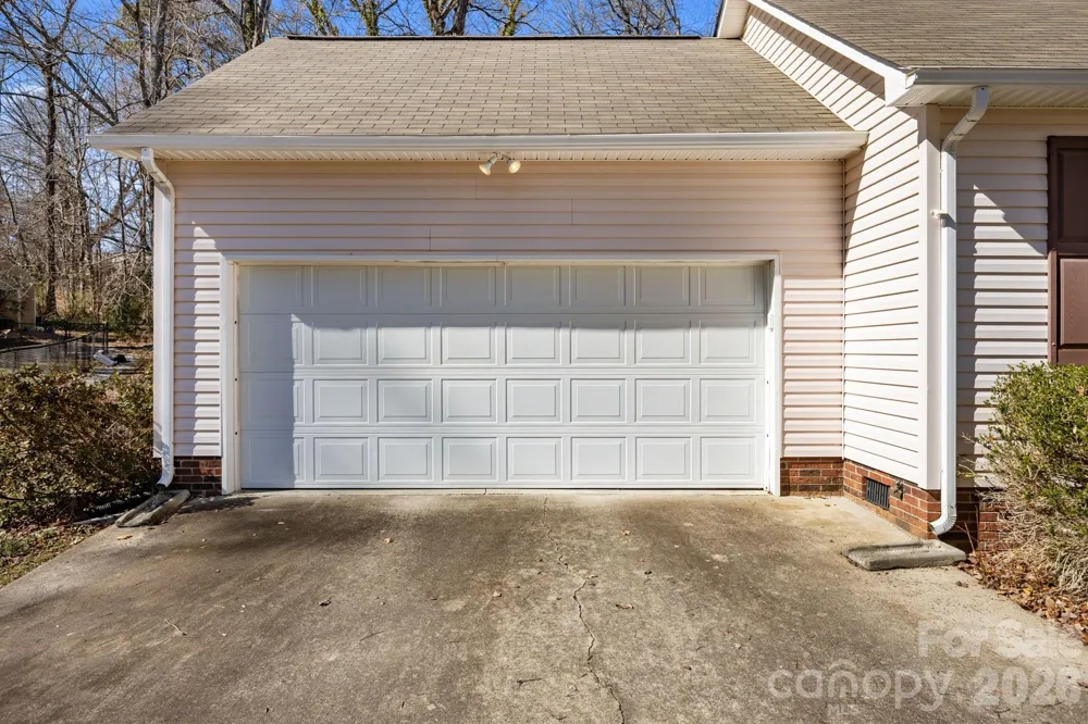 300 Chinaberry Drive China Grove, NC 28023