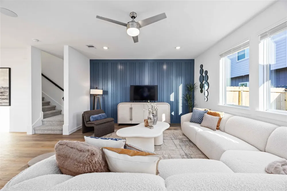 1070 Wheatley Oak Lane