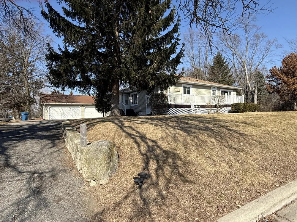 10920 Thielen Street St. John, IN 46373