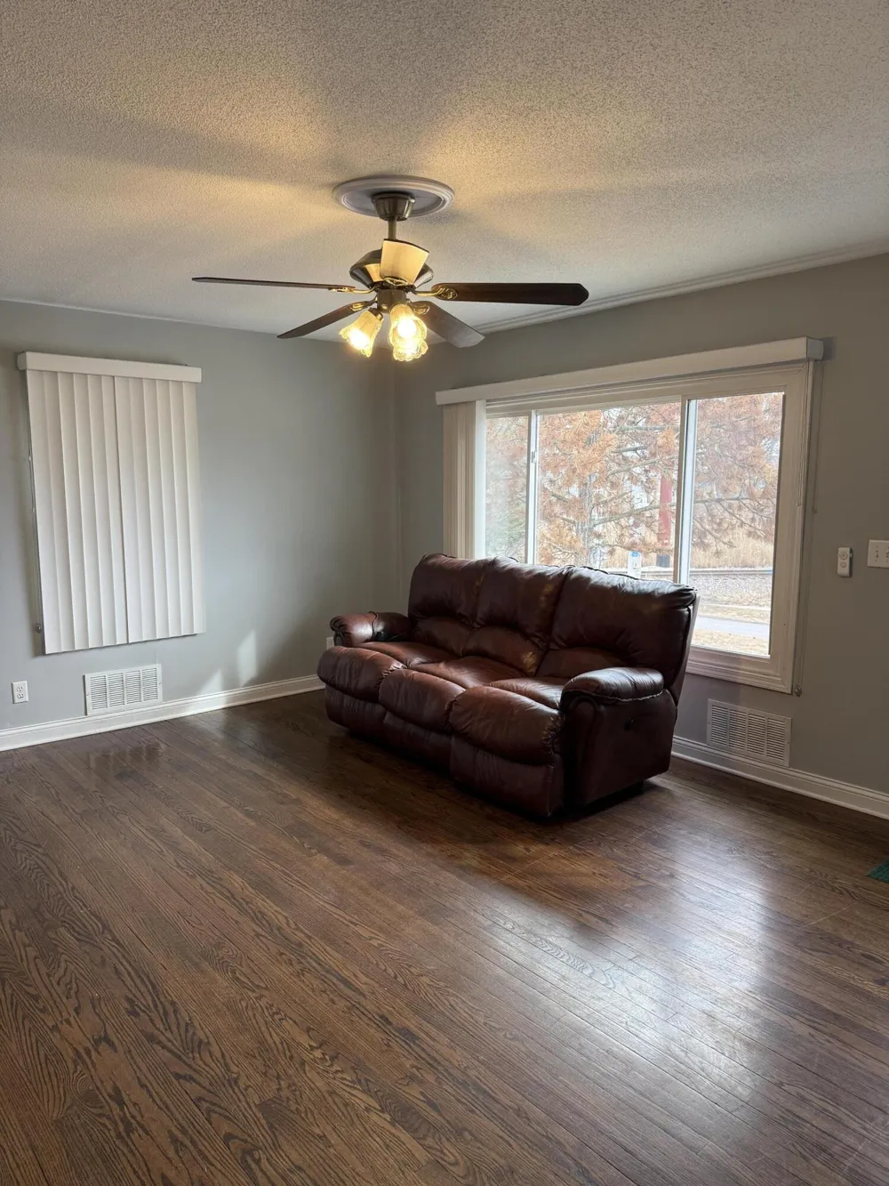 10920 Thielen Street St. John, IN 46373