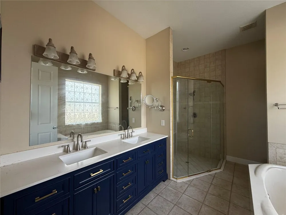 186 S BEAR POINTE DRIVE Lake Placid, FL 33852