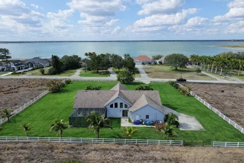 186 S BEAR POINTE DRIVE