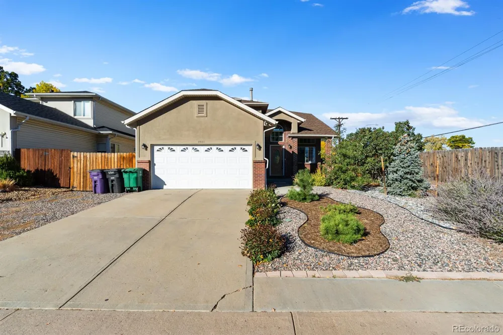 3501 S Ivanhoe Street