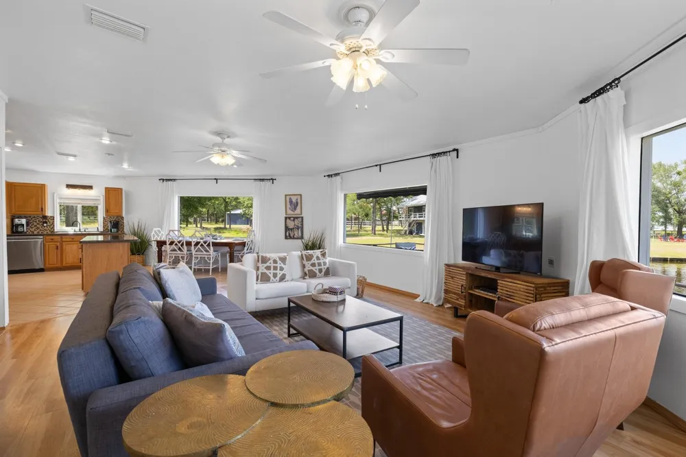 20559 Red Bud Court Thornton, TX 76687