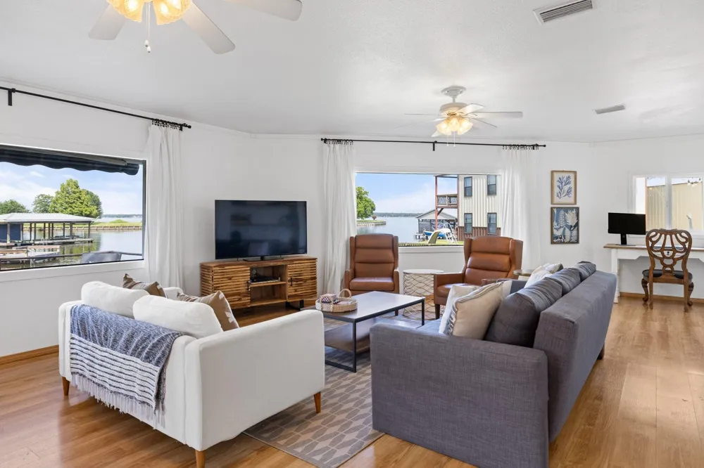 20559 Red Bud Court Thornton, TX 76687