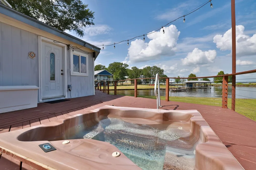 20559 Red Bud Court Thornton, TX 76687